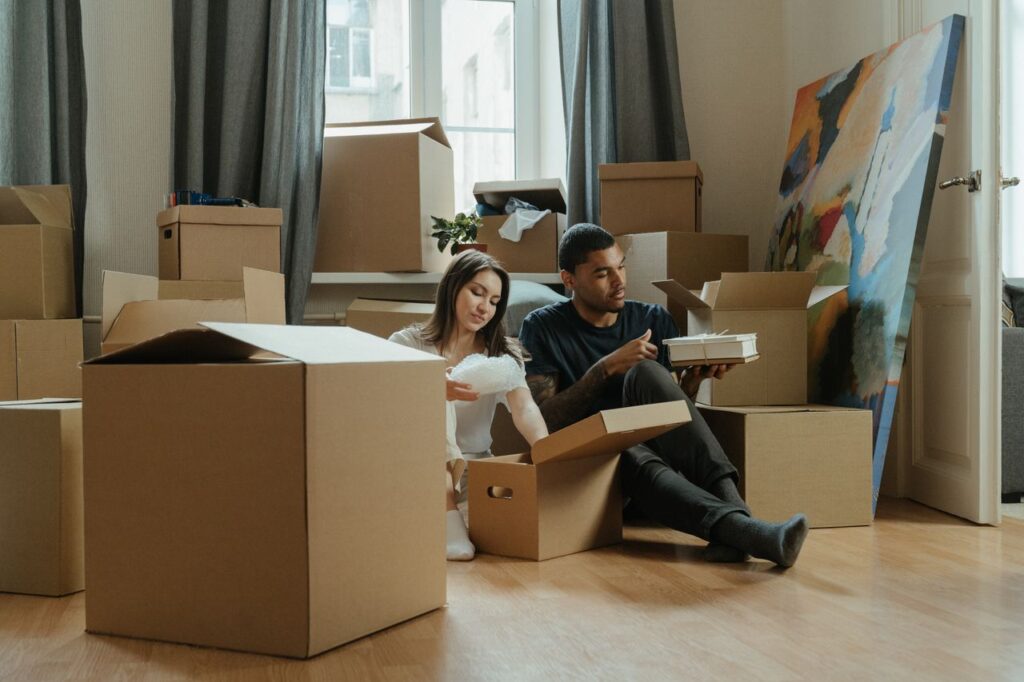 Mover discussing a moving quote with a customer